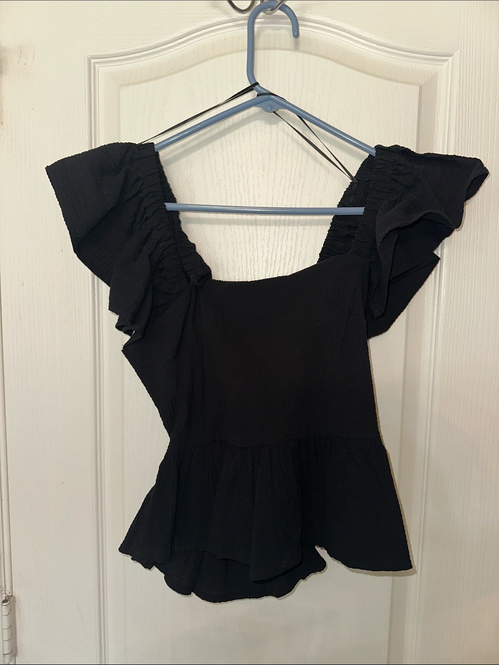 miami Black Flutter Sleeve Peplum Top